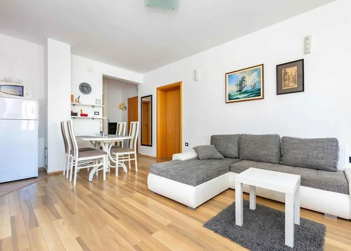 شقة Near In Vantacici-insel Krk 55367 *