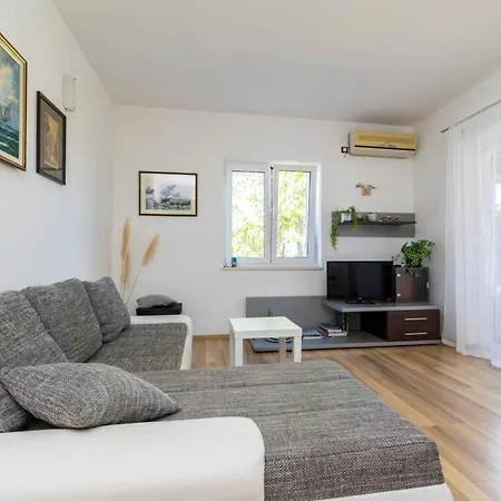 Near In Vantacici-insel Krk 55367 *