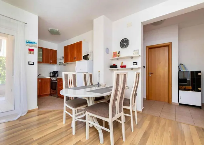 Apartman Near In Vantacici-insel Krk 55367 Vantačići