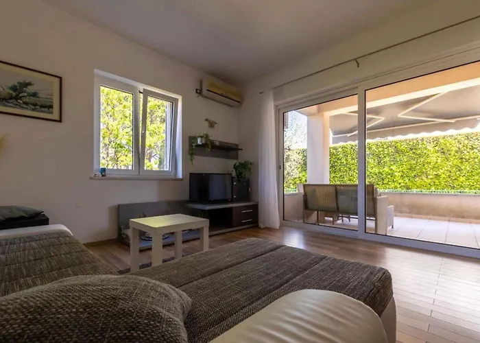 Apartman Near In Vantacici-insel Krk 55367 Vantačići