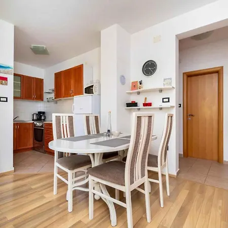 Apartment Near In Vantacici-insel Krk 55367 Vantacici